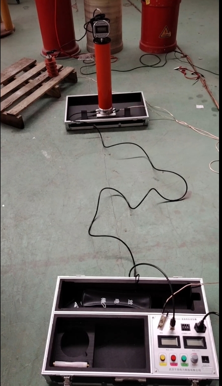 直流高壓發(fā)生器對避雷器泄漏電流試驗接線操作講解(圖1)
