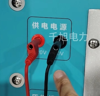 繼保裝置輔助直流電源接線端.jpg